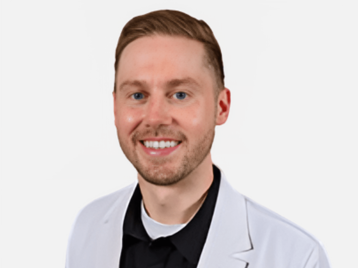 brian geist's headshot